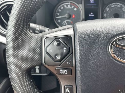 Used 2023 Toyota Tacoma TRD Sport w/ Technology Package AWD/4WD image 35