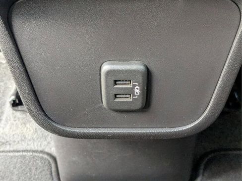 Used 2024 Chevrolet Equinox LS w/ LS Convenience Package FWD image 30