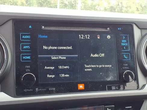 Used 2016 Toyota Tacoma TRD Sport image 21