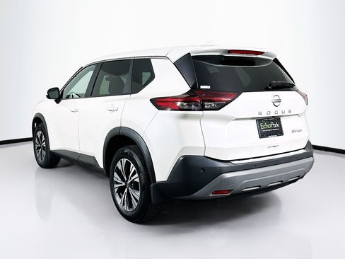 Used 2023 Nissan Rogue SV AWD/4WD image 5