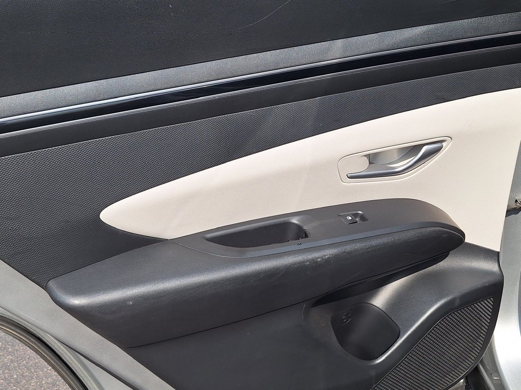 Certified 2022 Hyundai Tucson SE FWD image 12