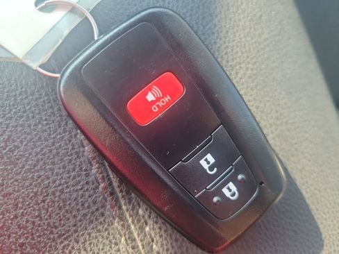 Certified 2020 Toyota RAV4 XLE Premium image 35