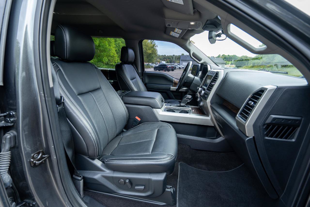 Used 2020 Ford F150 Lariat w/ Equipment Group 502A Luxury AWD/4WD image 24