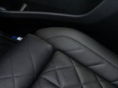 New 2026 BMW X5 xDrive50e w/ M Sport Package image 23