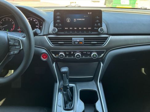 Used 2018 Honda Accord LX image 15