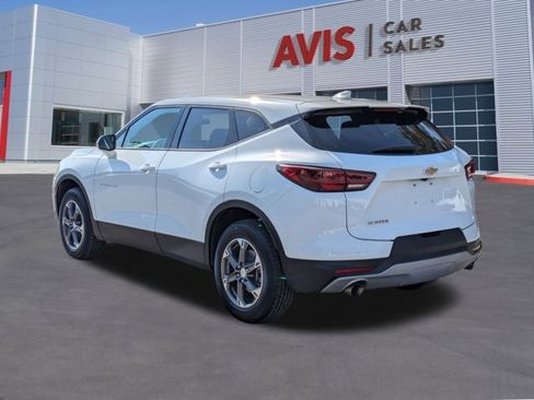 Used 2025 Chevrolet Blazer LT image 9
