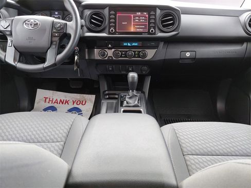 Used 2022 Toyota Tacoma SR image 10