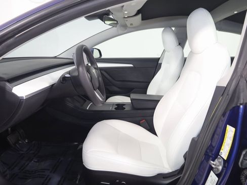 Used 2021 Tesla Model 3 Long Range image 13