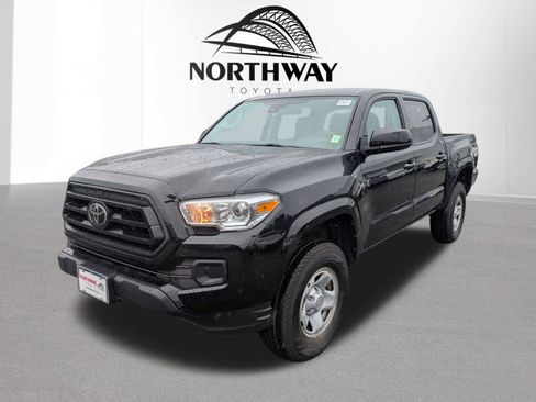 Used 2023 Toyota Tacoma SR AWD/4WD image 6