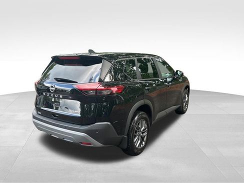 Used 2023 Nissan Rogue S AWD/4WD image 5