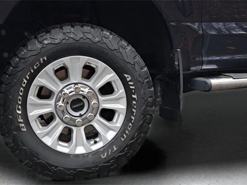 Used 2022 Ford F250 XL w/ STX Appearance Package image 28