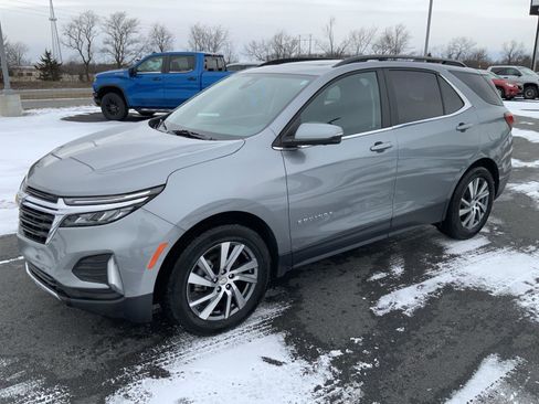 Used 2024 Chevrolet Equinox LT image 8