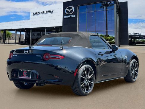 New 2026 MAZDA MX-5 Miata Grand Touring RWD image 6