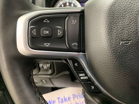 Used 2025 RAM 1500 Big Horn AWD/4WD image 11