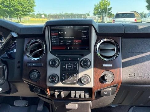 Used 2014 Ford F250 Lariat w/ Chrome Package AWD/4WD image 10
