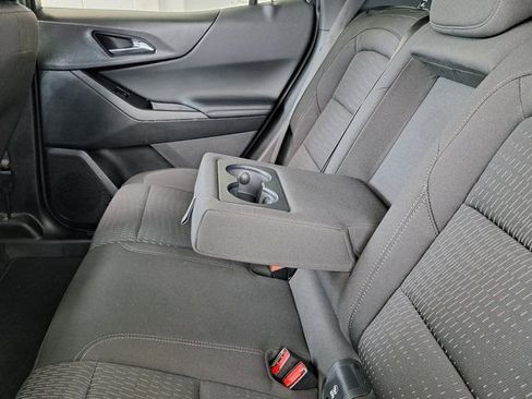 Used 2025 Chevrolet Equinox LT w/ Safety and Technology Package image 27