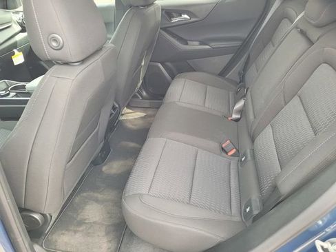 New 2026 Chevrolet Equinox LT image 9