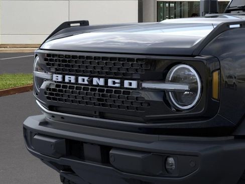 New 2026 Ford Bronco Outer Banks AWD/4WD image 19