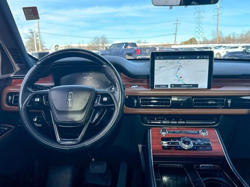 Used 2023 Lincoln Aviator Reserve w/ Equipment Group 201A image 25