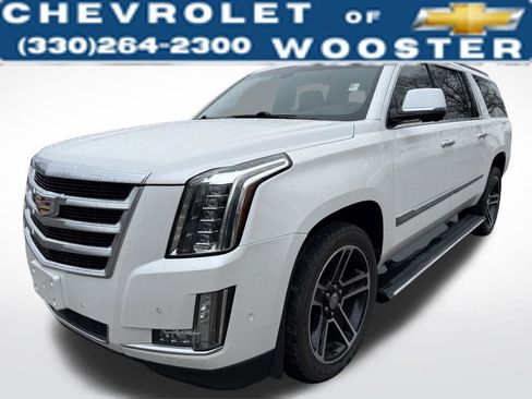 Used 2018 Cadillac Escalade ESV Premium Luxury image 1