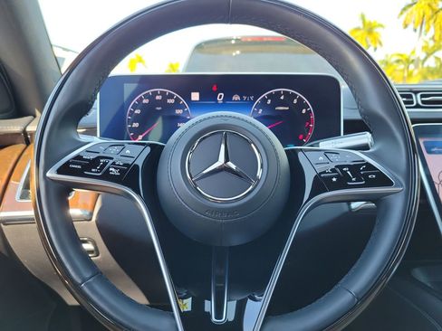 Certified 2023 Mercedes-Benz S 500 4MATIC image 29
