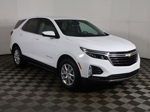 Used 2024 Chevrolet Equinox LT w/ LPO, Floor Liner Package image 48