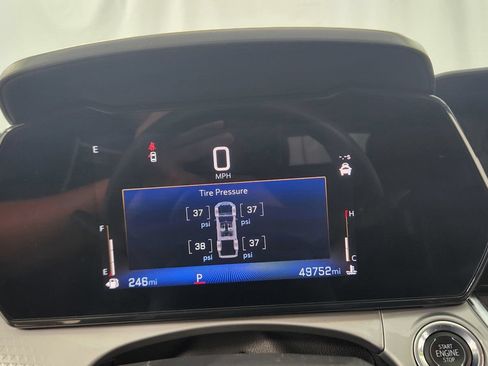 Used 2025 Chevrolet Trax LT FWD image 21