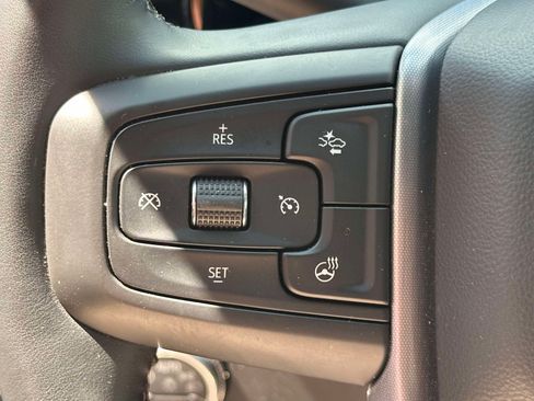 Used 2026 GMC Sierra 1500 SLT AWD/4WD image 22