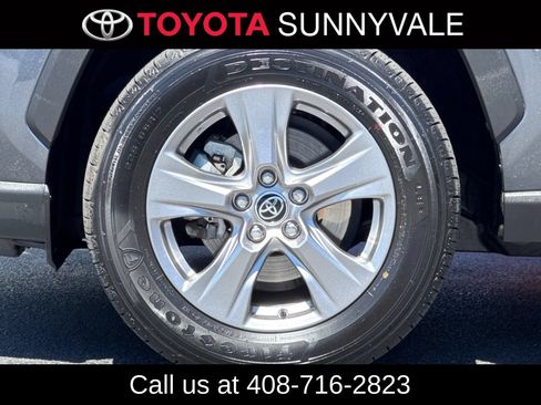 Used 2024 Toyota RAV4 LE AWD/4WD image 13