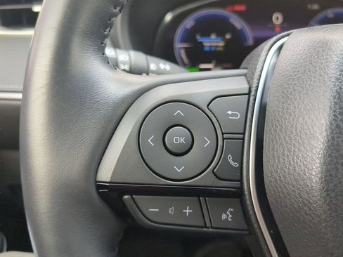 Used 2024 Toyota Venza Limited image 21