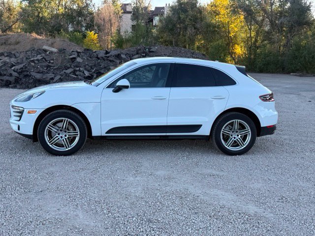 Used 2015 Porsche Macan S AWD/4WD image 2