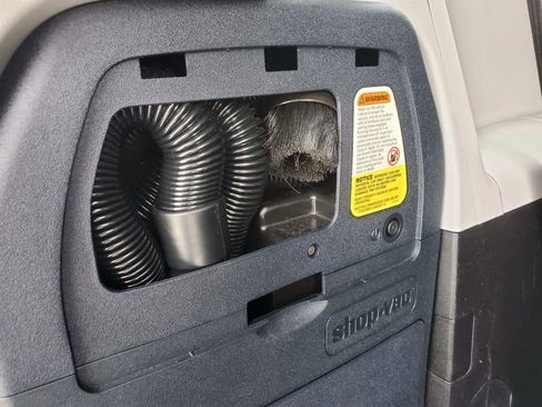 Used 2017 Toyota Sienna SE w/ SE Preferred Package image 76