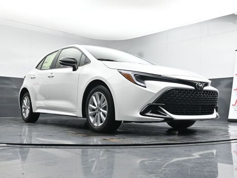 New 2026 Toyota Corolla SE image 29