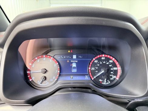 Used 2021 Nissan Titan PRO-4X AWD/4WD image 39