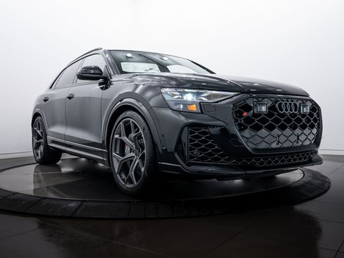 New 2026 Audi RS Q8 performance image 1