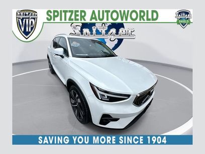 Used 2023 Volvo XC40 B5 Plus w/ Climate Package