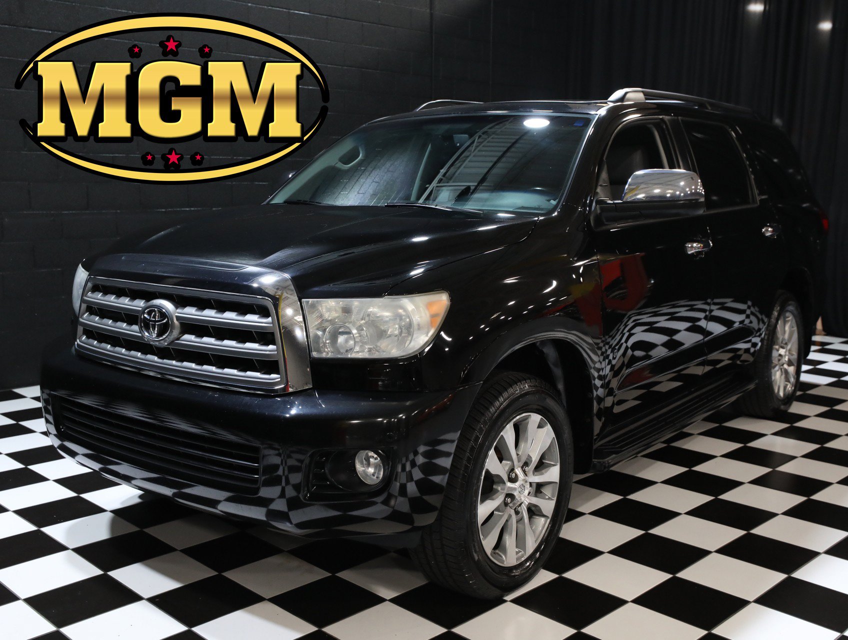 Used 2016 Toyota Sequoia Limited AWD/4WD image 1