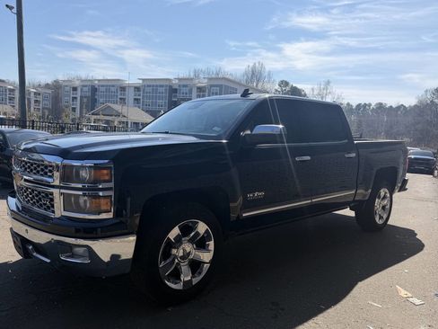Used 2015 Chevrolet Silverado 1500 LTZ w/ Texas Edition, 1LZ Trim image 4