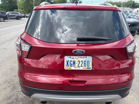 Used 2017 Ford Escape Titanium AWD/4WD image 4