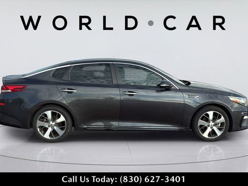 Used 2019 Kia Optima S FWD image 4