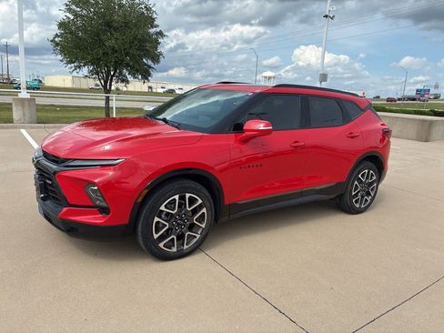 Used 2023 Chevrolet Blazer RS w/ Enhanced Convenience Package AWD/4WD image 1