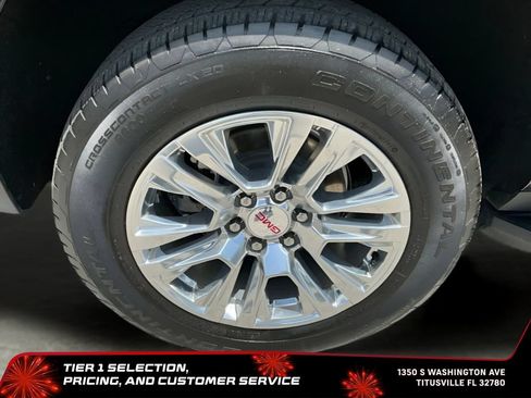Certified 2025 GMC Yukon Denali RWD image 40
