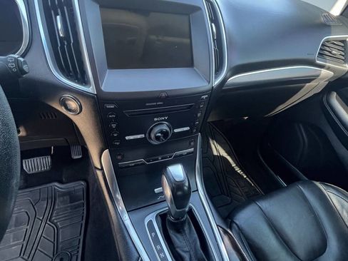 Used 2016 Ford Edge Titanium w/ Technology Package image 17