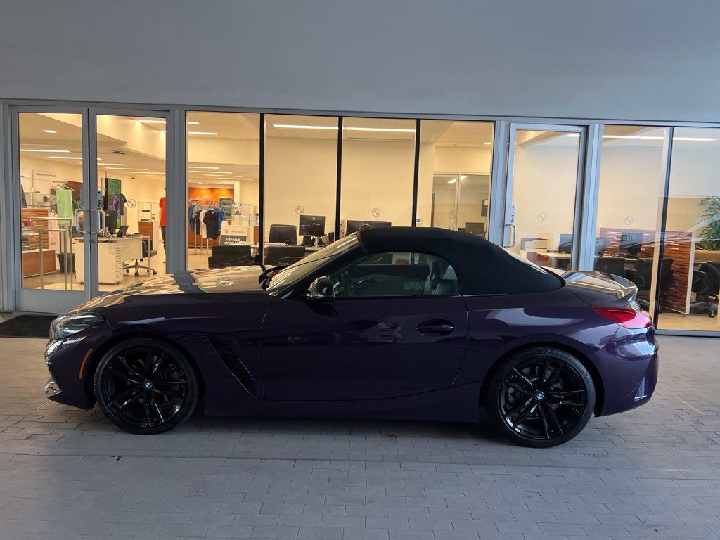 Used 2023 BMW Z4 sDrive30i w/ Premium Package RWD image 4