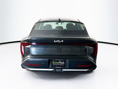 Used 2025 Kia K4 LXS image 7