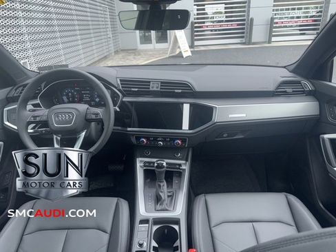 New 2025 Audi Q3 2.0T Premium image 13