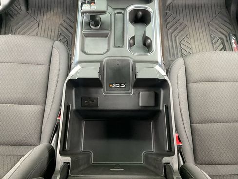 Used 2025 Chevrolet Silverado 1500 LT Trail Boss w/ Protection Package AWD/4WD image 11