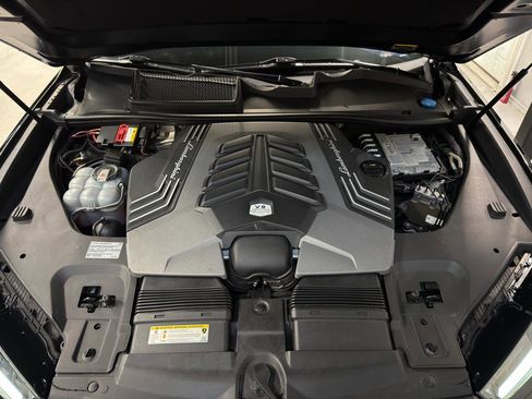 Used 2019 Lamborghini Urus image 28