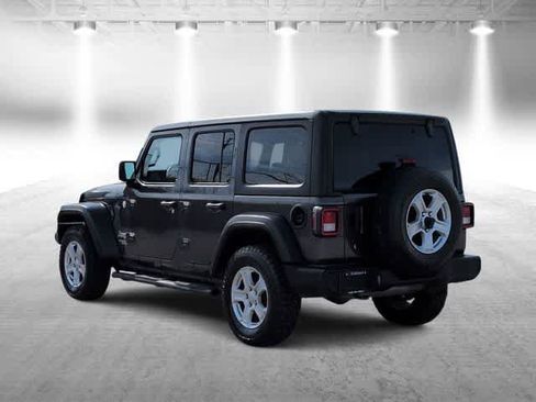 Used 2018 Jeep Wrangler Unlimited Sport S AWD/4WD image 6