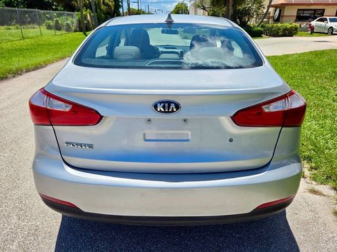 Used 2014 Kia Forte LX FWD image 14